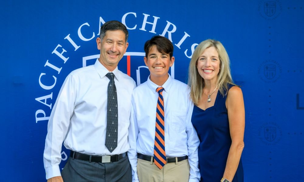 Pacifica student with his parents